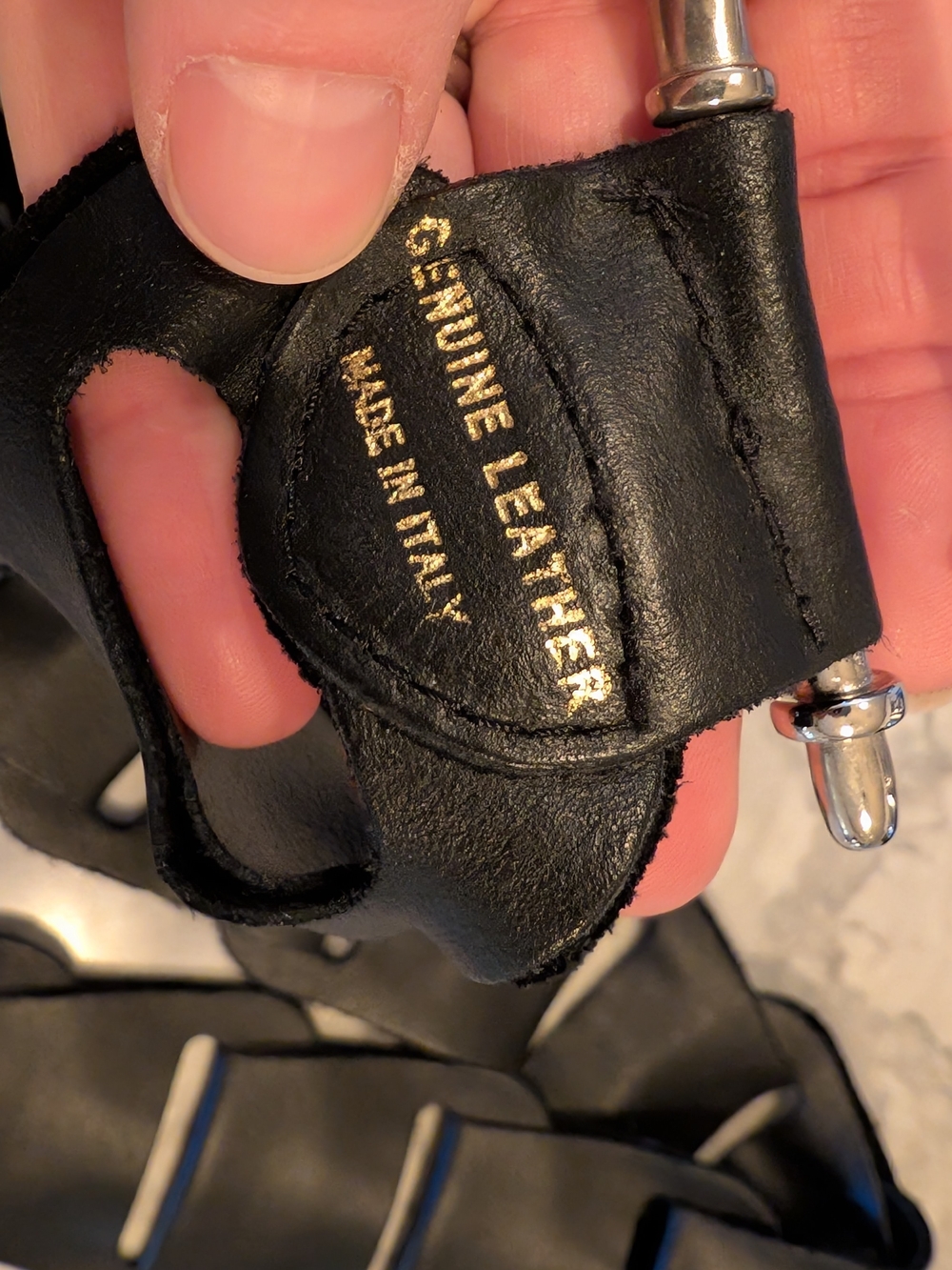 Womens Black Genuine Leather Belt - Picture 3 of 7